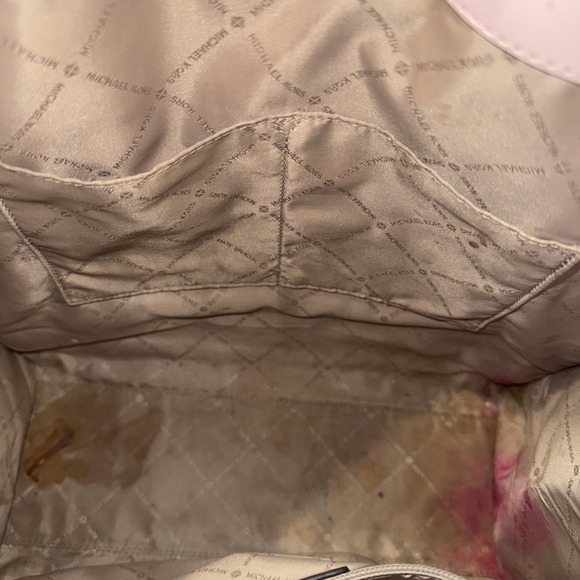 Michael Kors Kenly Shoulder Bag, Large Powder Blush Gently Pre Owned 14x14x5 - Picture 13 of 14